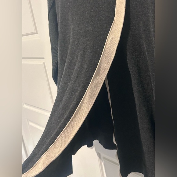 Mersea Coronado Split Back Sweater S/M - Picture 7 of 7